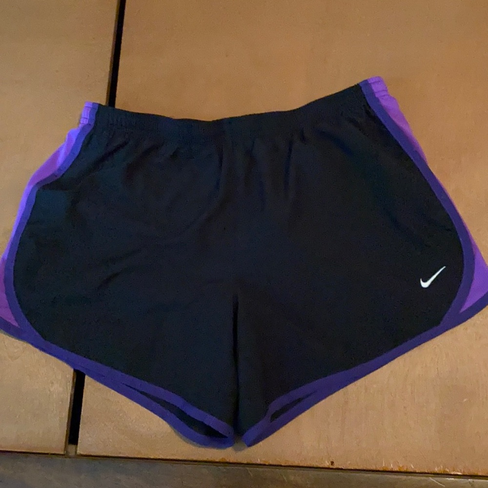 NIKE black/purple shorts